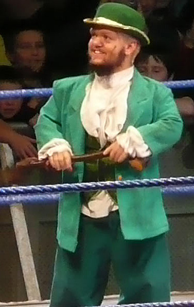 Hornswoggle_with_shilelagh.jpg