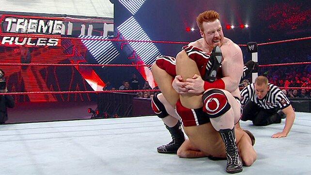 20120429_LIGHT_ER_sheamus1_L.jpg