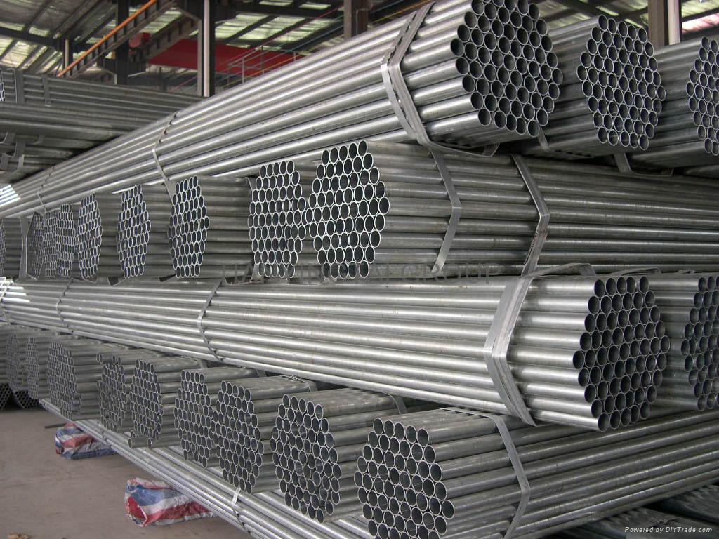 Spiral_welded_steel_pipe.jpg