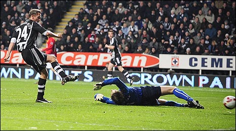 _45535483_lovenkrands466pa.jpg