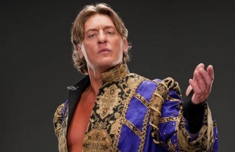 william-regal-1896493.jpg