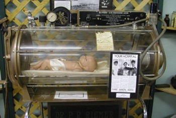Incubator%202.JPG