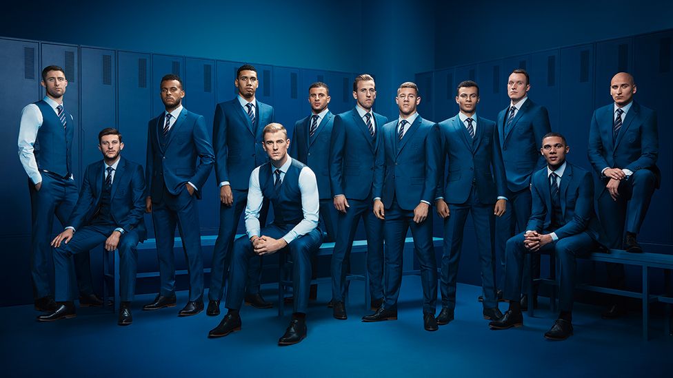 _88320174_england976.jpg