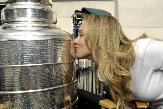 hayden-panettiere-stanley-cup-3.jpg