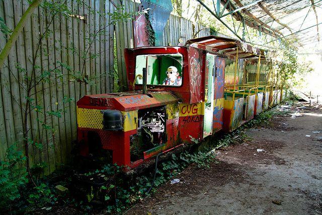 dadipark-abandoned-theme-park-4.jpg