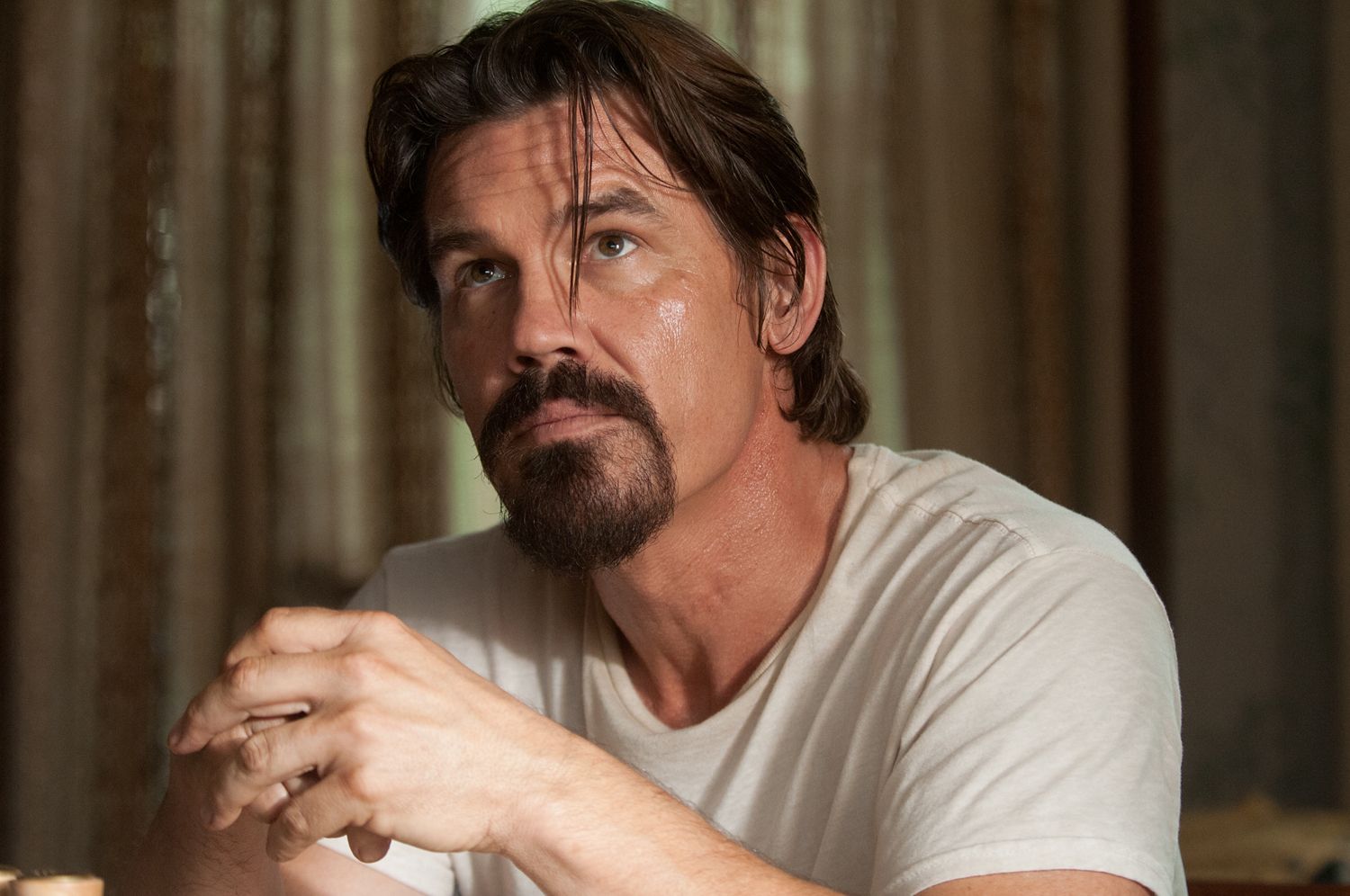 labor-day-josh-brolin.jpg