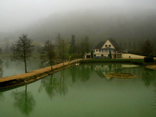 misty-lake-house.jpg